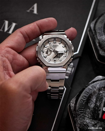 Наручные часы Casio GM-2110D-7A