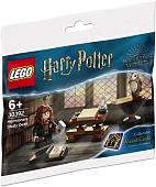 Конструктор LEGO Harry Potter 30392 Учебный стол Гермионы