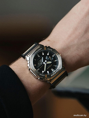 Наручные часы Casio G-Shock GM-2100C-5A