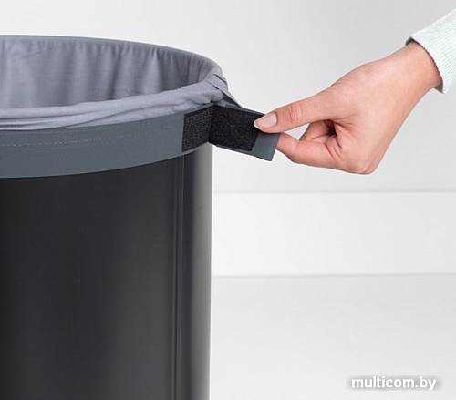 Бак Brabantia 120022 (черный, крышка из пробки)