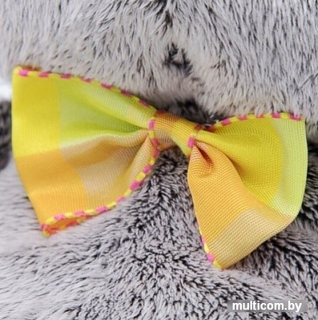 Мягкая игрушка Basik & Co Басик с букетом оранжевых пионов (22 см)