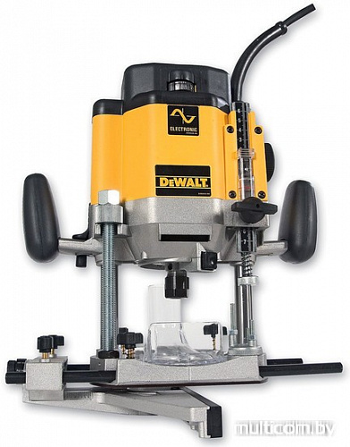 Вертикальный фрезер DeWalt DW625E