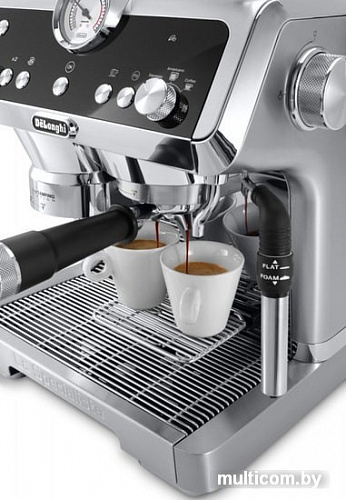 Рожковая помповая кофеварка DeLonghi La Specialista EC 9335.M