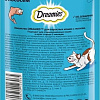 Лакомство для кошек Dreamies лакомые подушечки с лососем 60 г